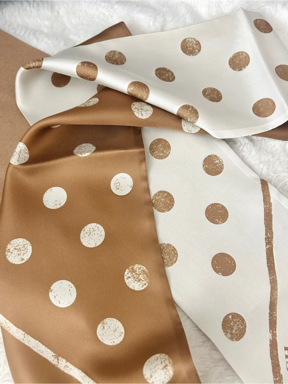 NWT🍯Coach Distressed Dot Print Silk Wide Skinny Scarf CFI21 Bag Hair Chalk Brown